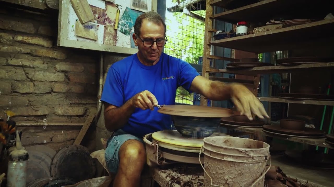 Ganzee Love Local - Earthworks Pottery