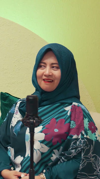 Gimana Sih Rasanya Punya Anak Seorang Awkarin? [Spotify Podcast Teaser] Tonton di Spotify gratis!
