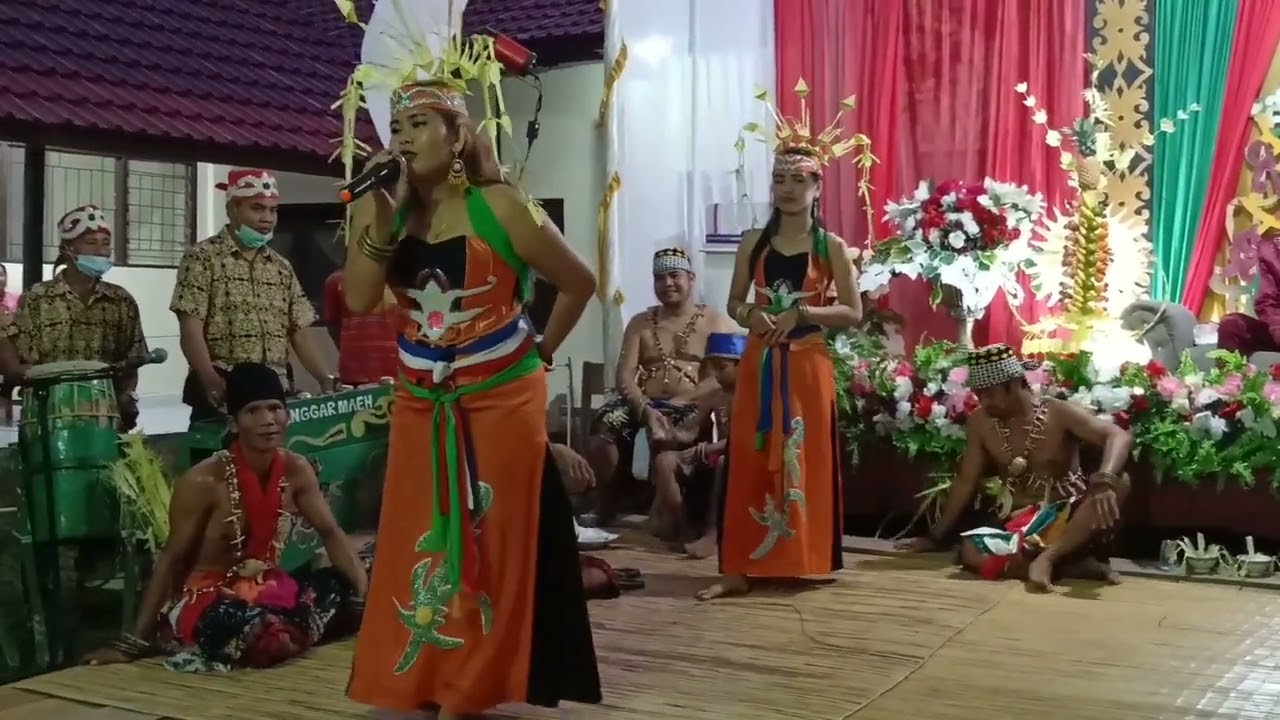 pemenuhan hukum adat maanyan,pernikahan NINDA & MARIO