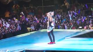 G Dragon  "Crooked" @ KCON 2014 in Los Angeles