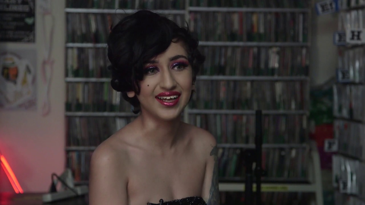 Breaking The Mold Pansy St. Battie YouTube