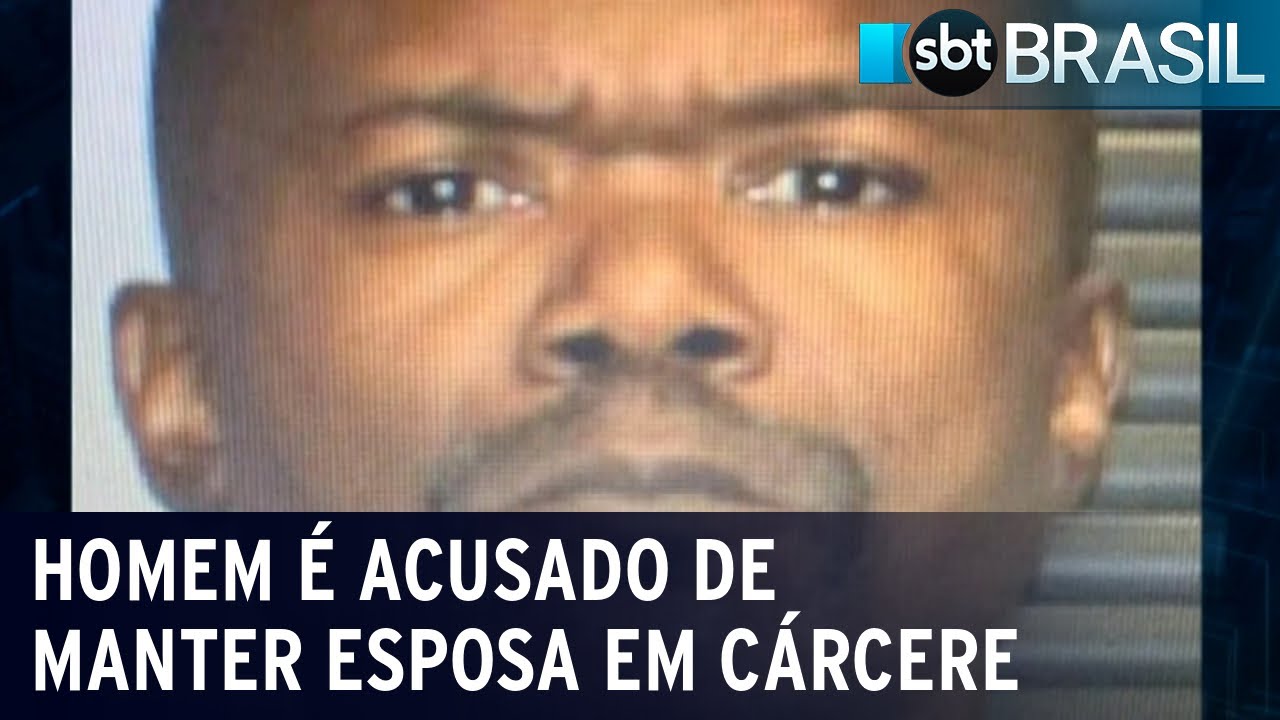 Homem é acusado de manter esposa e filhos em cárcere por 17 anos | SBT Brasil (30/07/22)