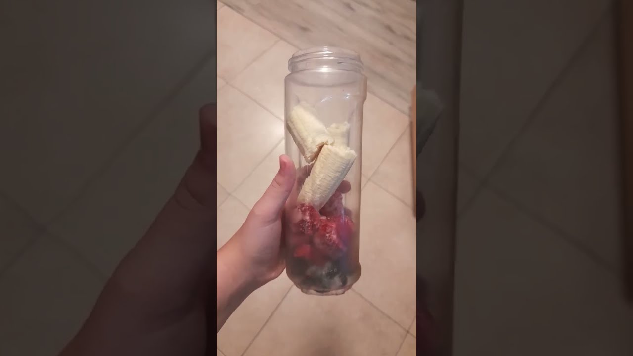 Erdbeer-Bananen-Vanille Jogurt Smoothie - YouTube