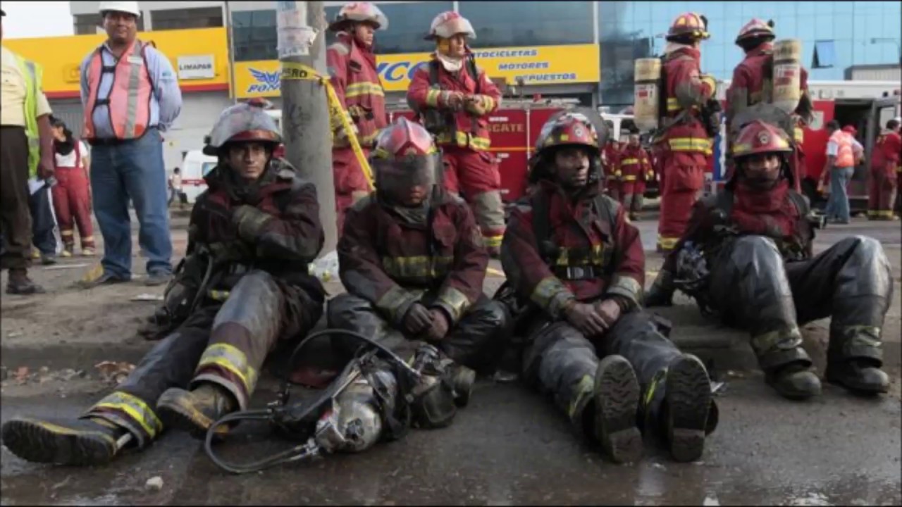 Bomberos: Héroes sin capa.