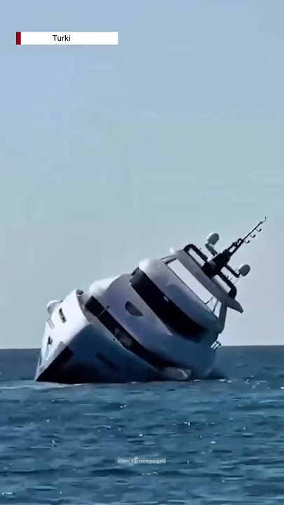 Baru 15 menit berlayar, kapal pesiar mewah Rp16 M tenggelam di laut