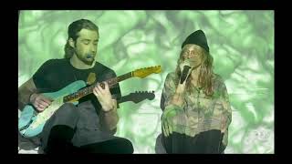 Royal & The Serpent - Overwhelmed (Live Performance) Resimi