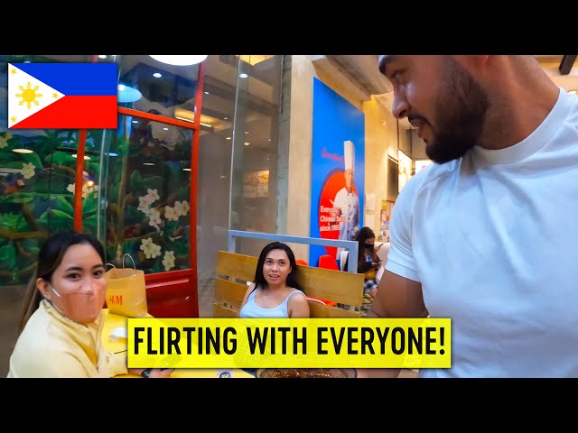 Flirting With Everyone At Chow King! 🇵🇭 class=