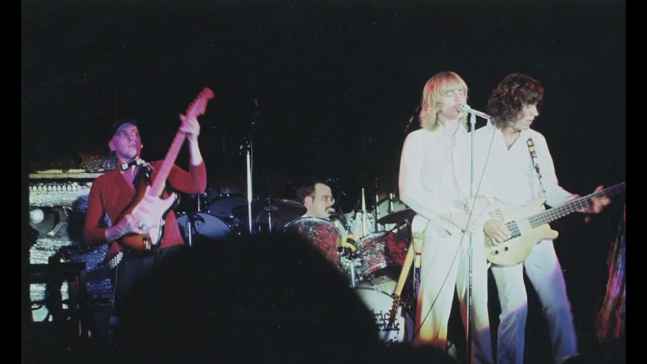 Cheap Trick Oakland, CA 9/2/1978 Bun E's Basement Bootlegs - YouTube