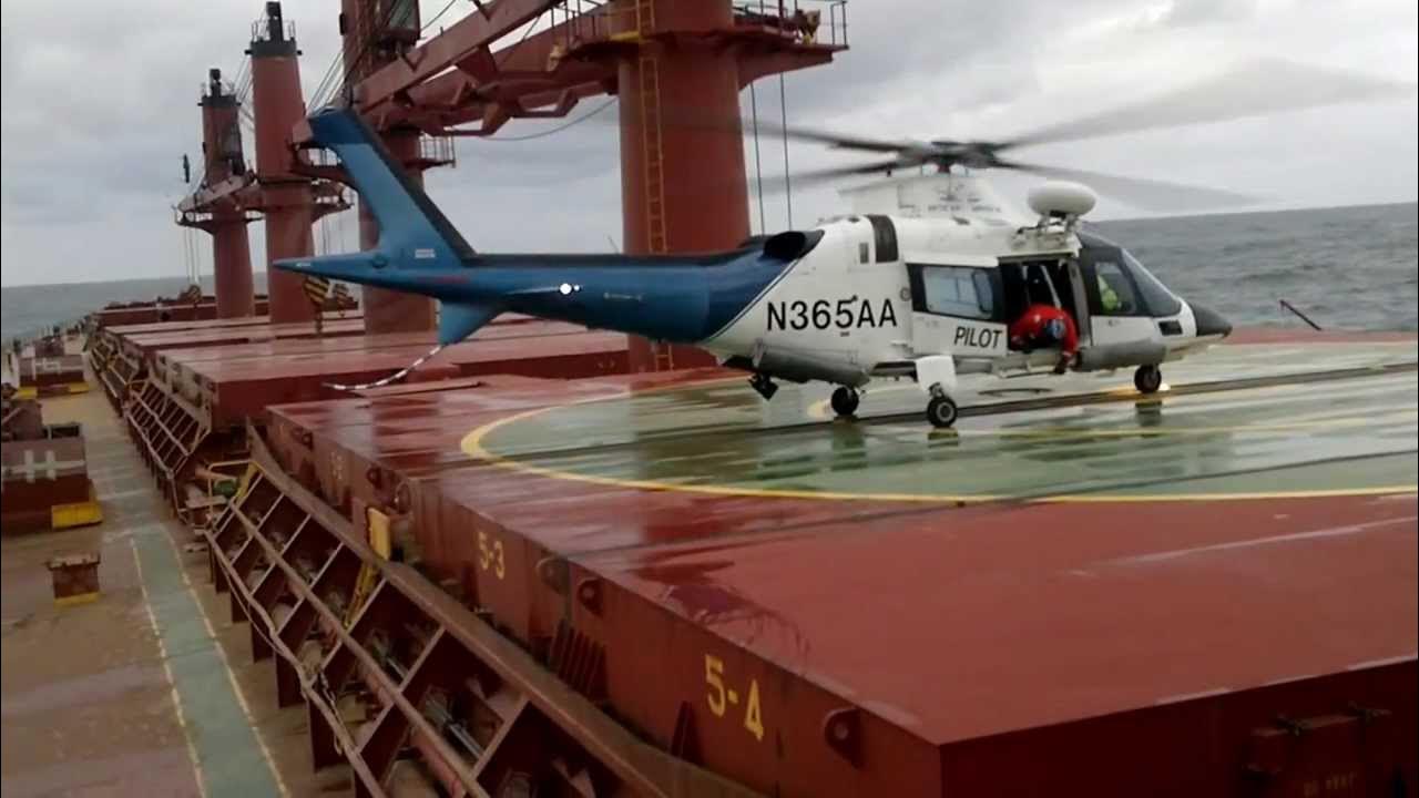 Подвесные контейнеры вертолета. Операции с вертолетом на судне учения инструкции. Indian multi role helicopter. Helicopter shipping. Sikorsky h-92 superhawk.