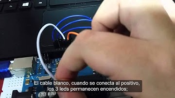 3 leds con 3 pulsadores en Arduino