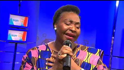 Yvonne Chaka Chaka live on Sunrise