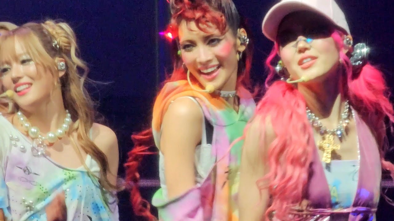 XG 8 THE BIG 🍎 in 4K - LEFT RIGHT - THE FIRST HOWL:  THE THEATRE AT MSG, NEW YORK - OCT 18 2024