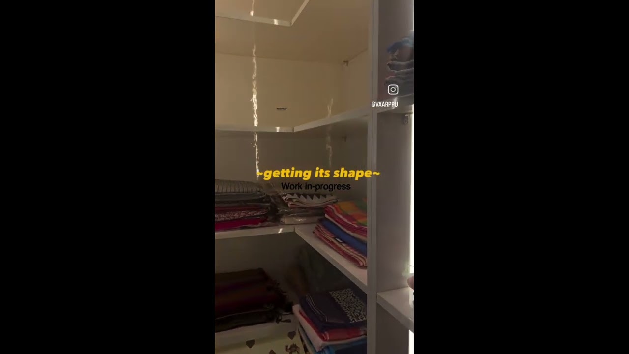 VAARPPU getting its shape…🪞 Shelves filling, dreams unfolding.🥻 Arranging sarees, arranging smiles.🌸