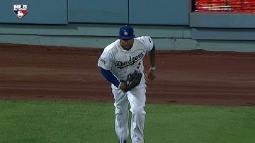 STL@LAD Gm2: Crawford forgets the number of outs