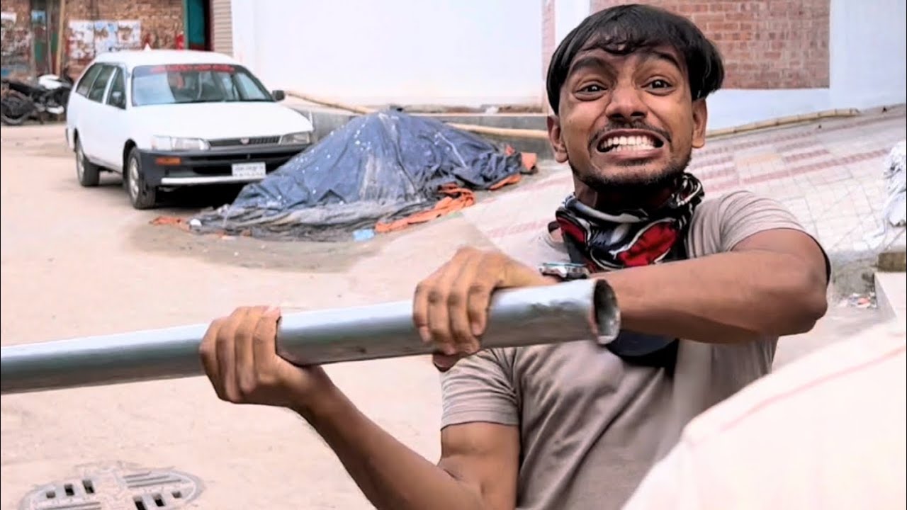 কষ্টের টাকার আইফোন যখন সাদা হয়ে যায় । নিজের বেলায় ষোল আনা অন্যের বেলায় চার আনা