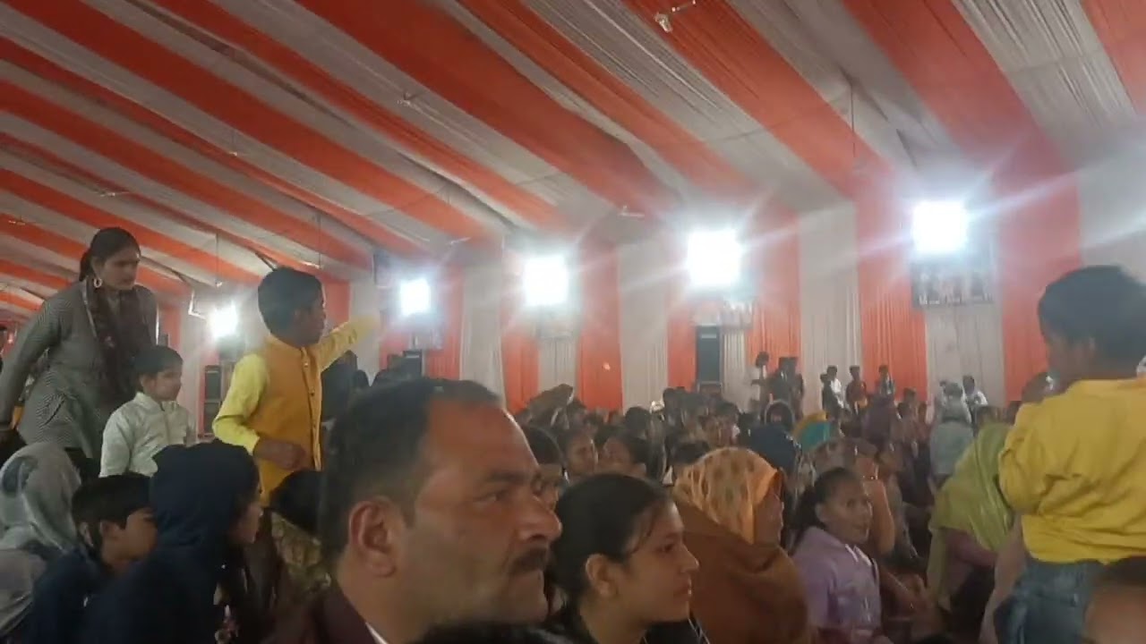 मोर भगवान का नृत्य। वृंदावन रासलीला मंडल। कोलारस में आनंद ही आनंद 