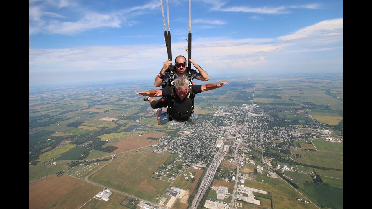 Erick F Dircks Skydiving with Skydive Indianapolis Live Like You Were