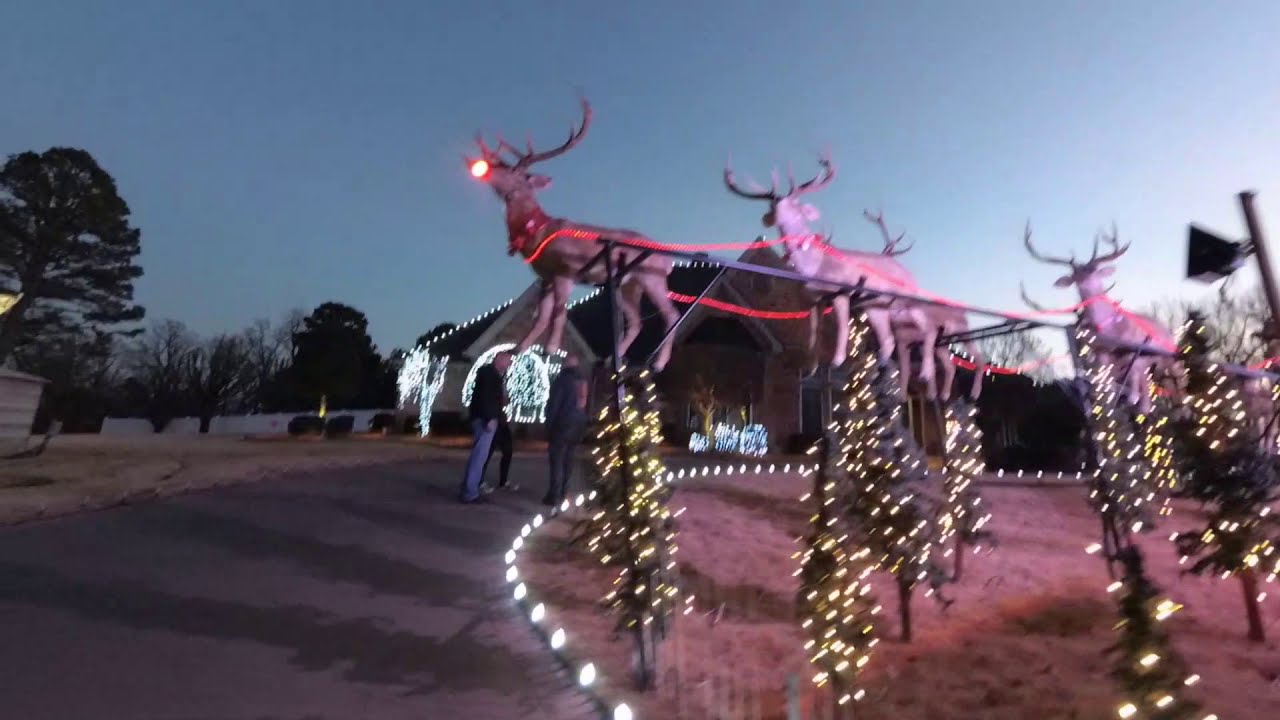 Out & About in Fort Smith 121419 Goodbye Hodo's Christmas Lights in