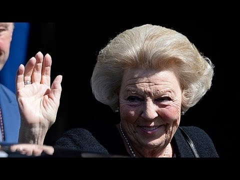 Video: Kraliçe Beatrix Uluslararası Havaalanı Rehberi