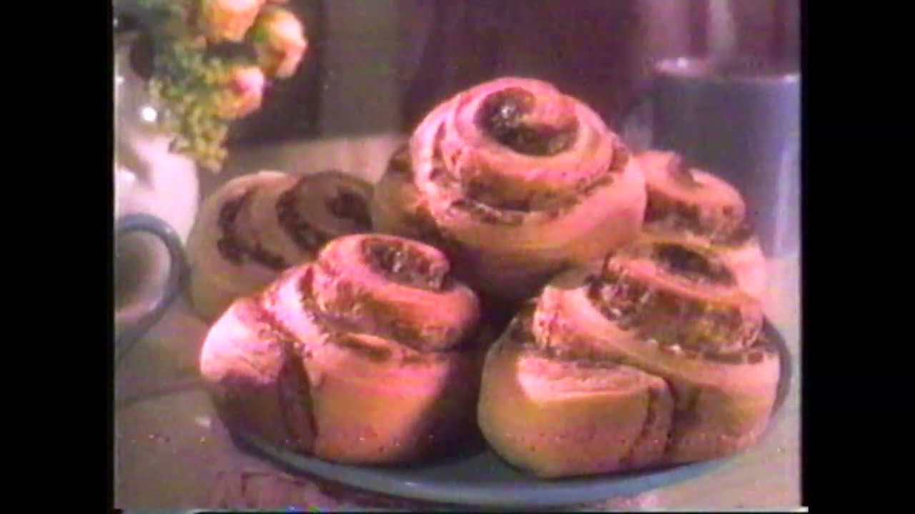 Other - 1995 - Pillsbury Grands Cinnamon Rolls Commercial - YouTube