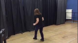BELLA (EZ) - LINE DANCE (Explication des pas et danse)
