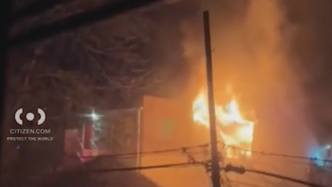 One critically injured as fire breaks out in Bronx building - YouTube