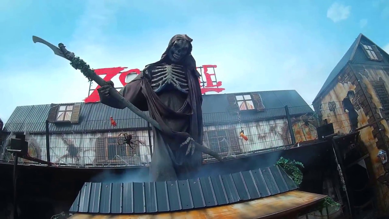 Die Zombie Geisterbahn von Grass auf der Osterkirmes in Dortmund 2017 auf dem Fredenbaumplatz