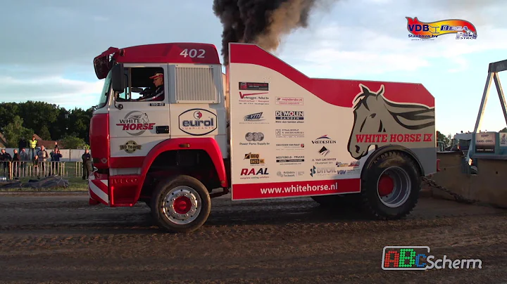 1e run  White Horse IX - Peter van den Akker  Supersport Trucks Competitie
