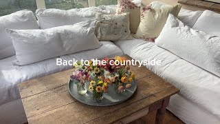 Download Lagu Back to the countryside - rose delivery, farm veg box and garden flowers MP3 Download Lagu Back to the countryside - rose delivery, farm veg box and garden flowers MP3