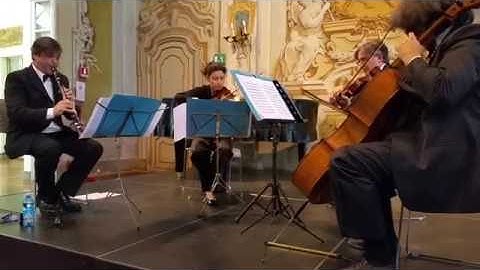 Iwan Müller - Clarinet Quartet No.1 in B Flat Major -  I Allegro - Quartetto CRUSELL