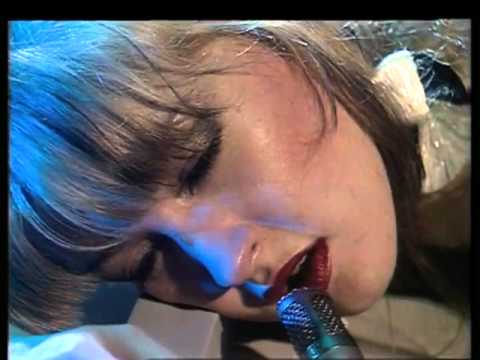 Cyndi Lauper Blue Angel I'm gonna be strong RARE Dutch TV performance 1980
