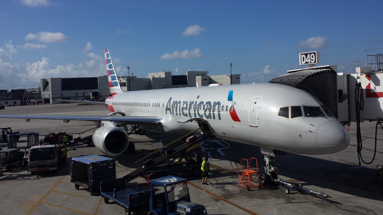 American Airlines I Boeing 757 200 Gate Departure