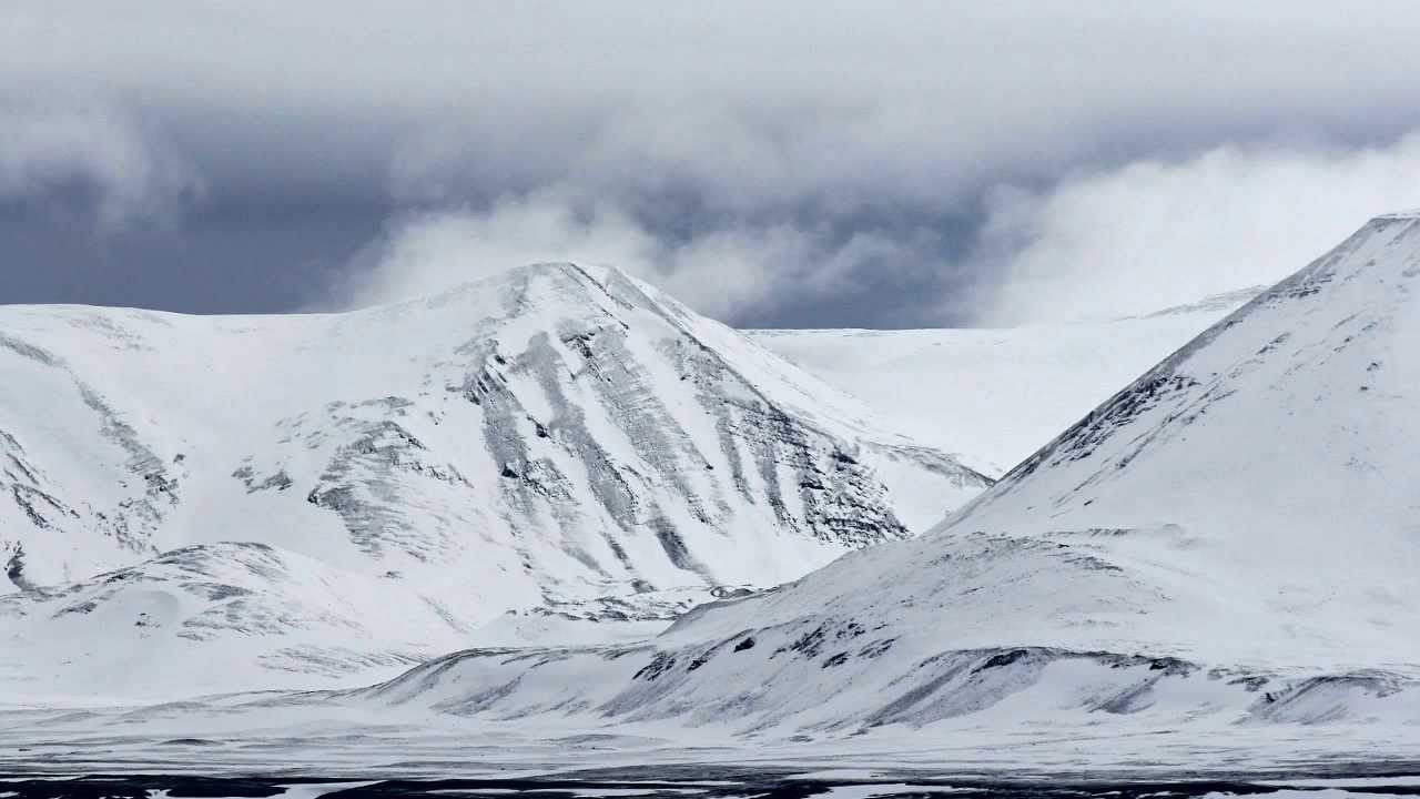 Watch PUST - Usynlig on YouTube Watch PUST - Usynlig on YouTube