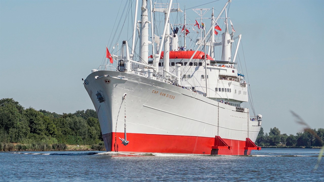 The "White Swan of the South Atlantic" – Cap San Diego in the Kiel Canal