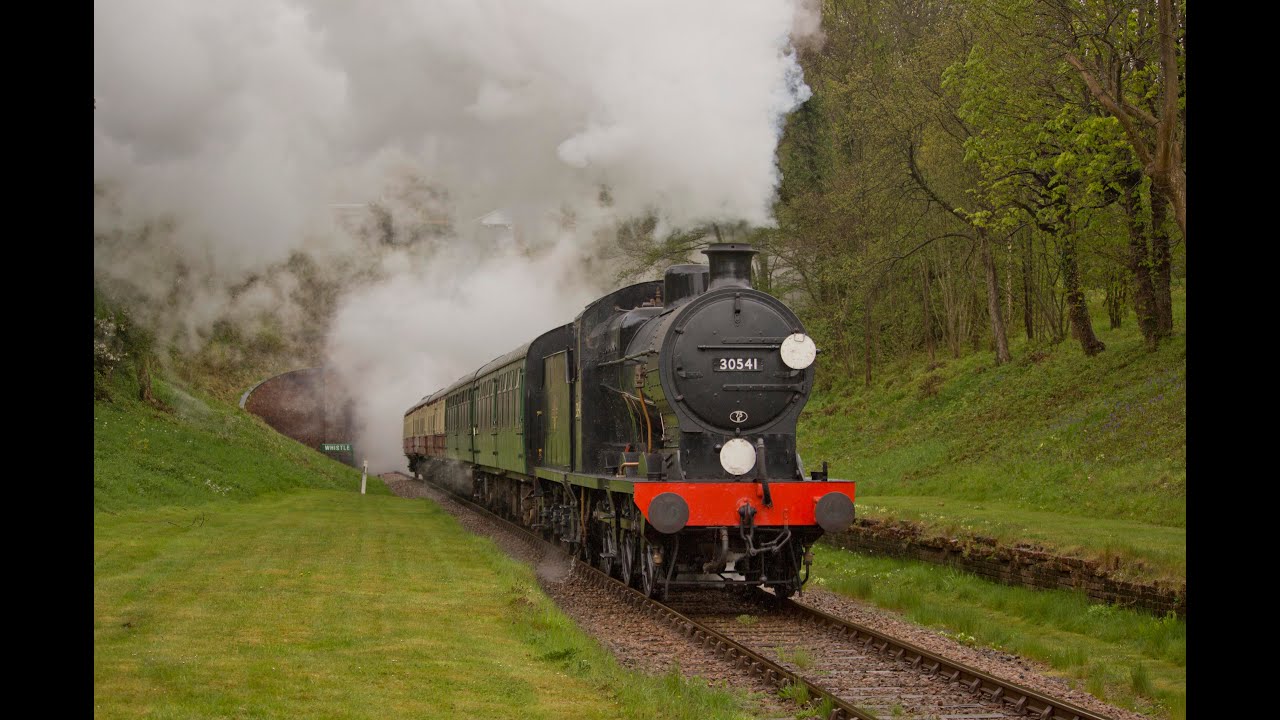 Bluebell Railway | Q Class returns to Steam! First public services ...