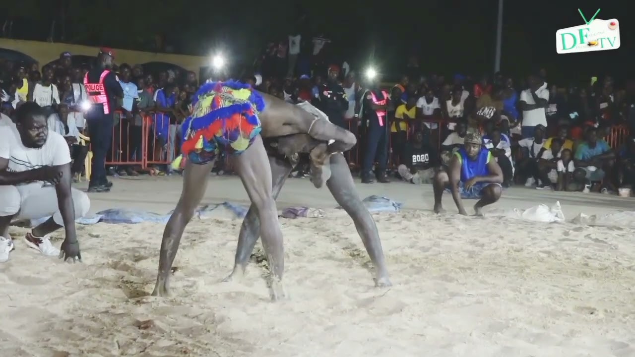 Kolda : Tournoi de lutte traditionnelle  organisé par Fallou production.