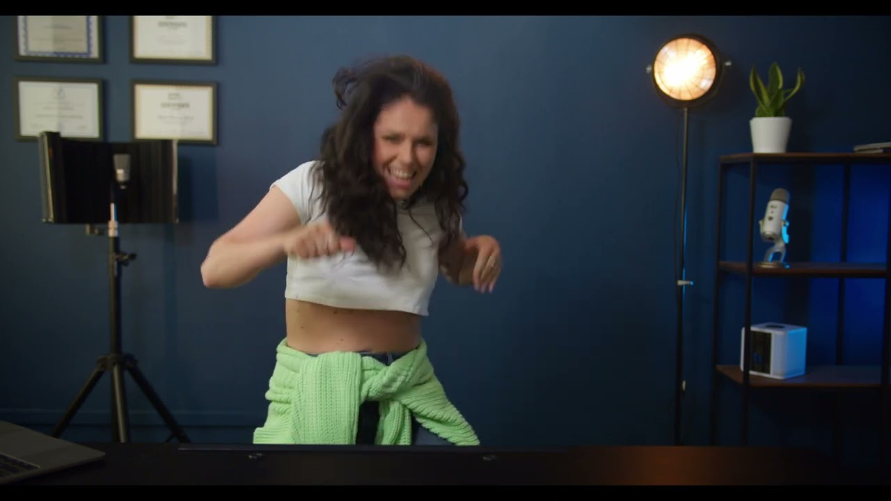 Free breath warm-up lesson with Aga
