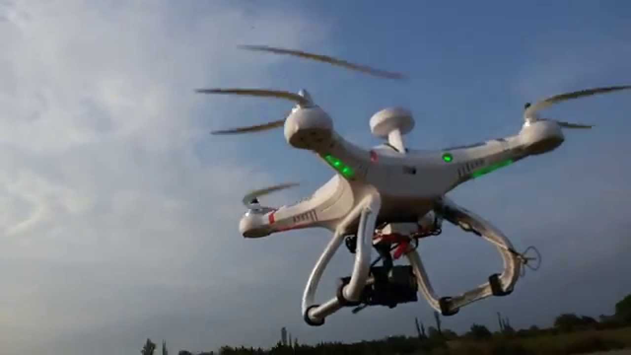 Quanum Nova with gimball Q-2D in Loiter mode