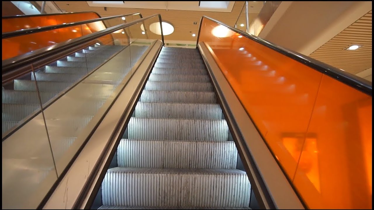 Sweden, Stockholm, Södertälje Centrum, Lunagallerian mall, 2X elevator, 6X escalator