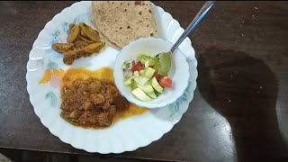 mashroom ki sabji and roti. @TimeAm-pm