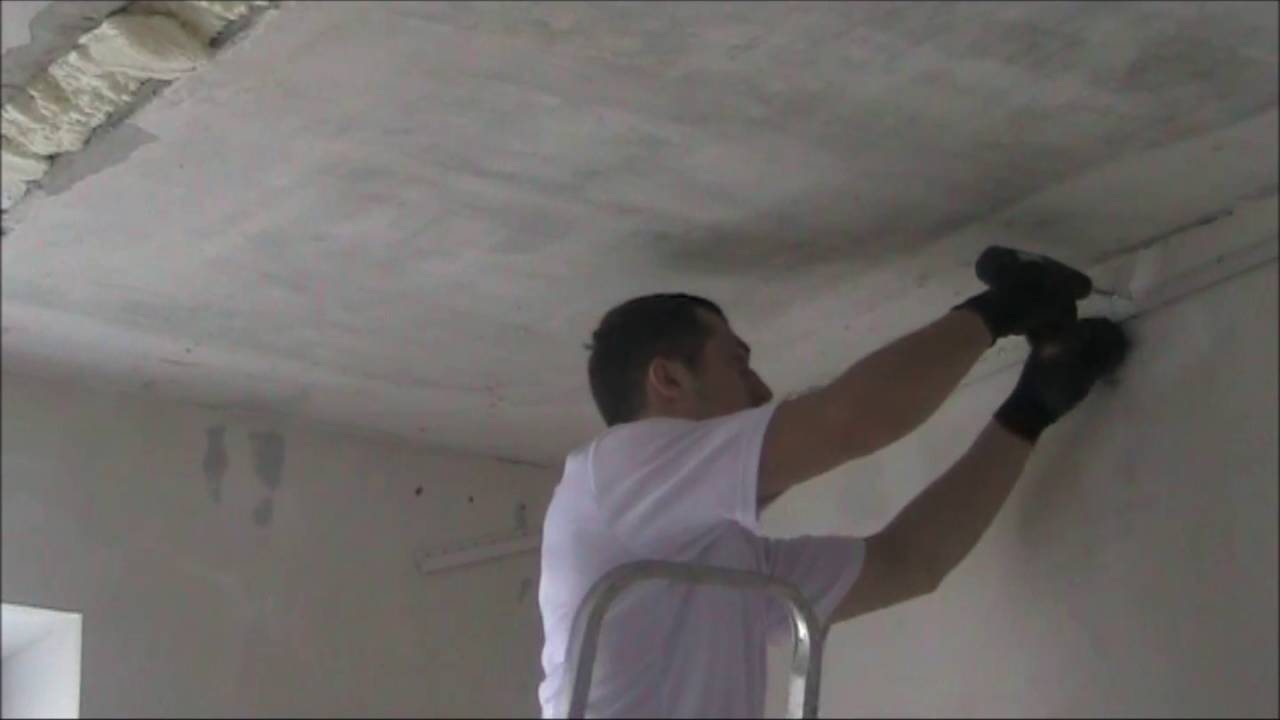 Монтаж натяжного потолка на новом профиле с утяжкой полотна 22% - YouTube