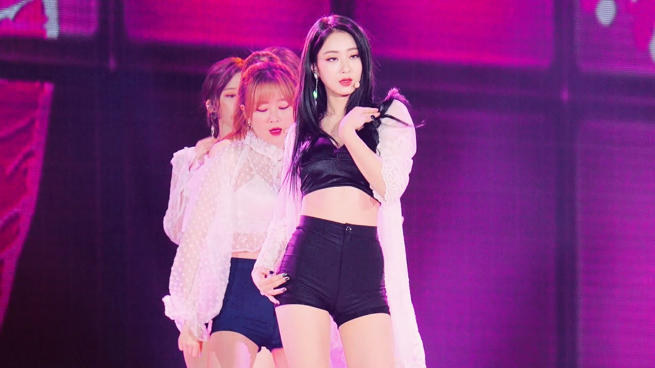 Nine Muses A (나인뮤지스 A) - Lip 2 Lip (입술에 입술) @180802 고척 코뮤페 [4k Fancam/직캠]