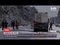 У Рівненській області бензовоз спалахнув під час руху на трасі