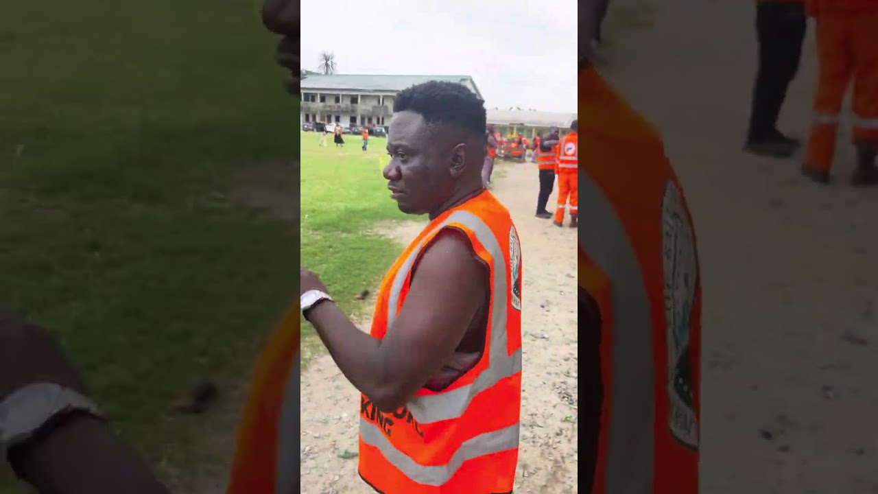 Ratels painted and repair some chairs at Uwangue College Warri