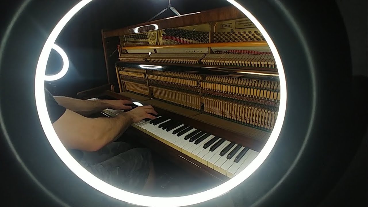 Adele - Hello (piano cover) (cool part starts at 