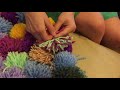 Как сделать коврик из помпонов своими руками?
