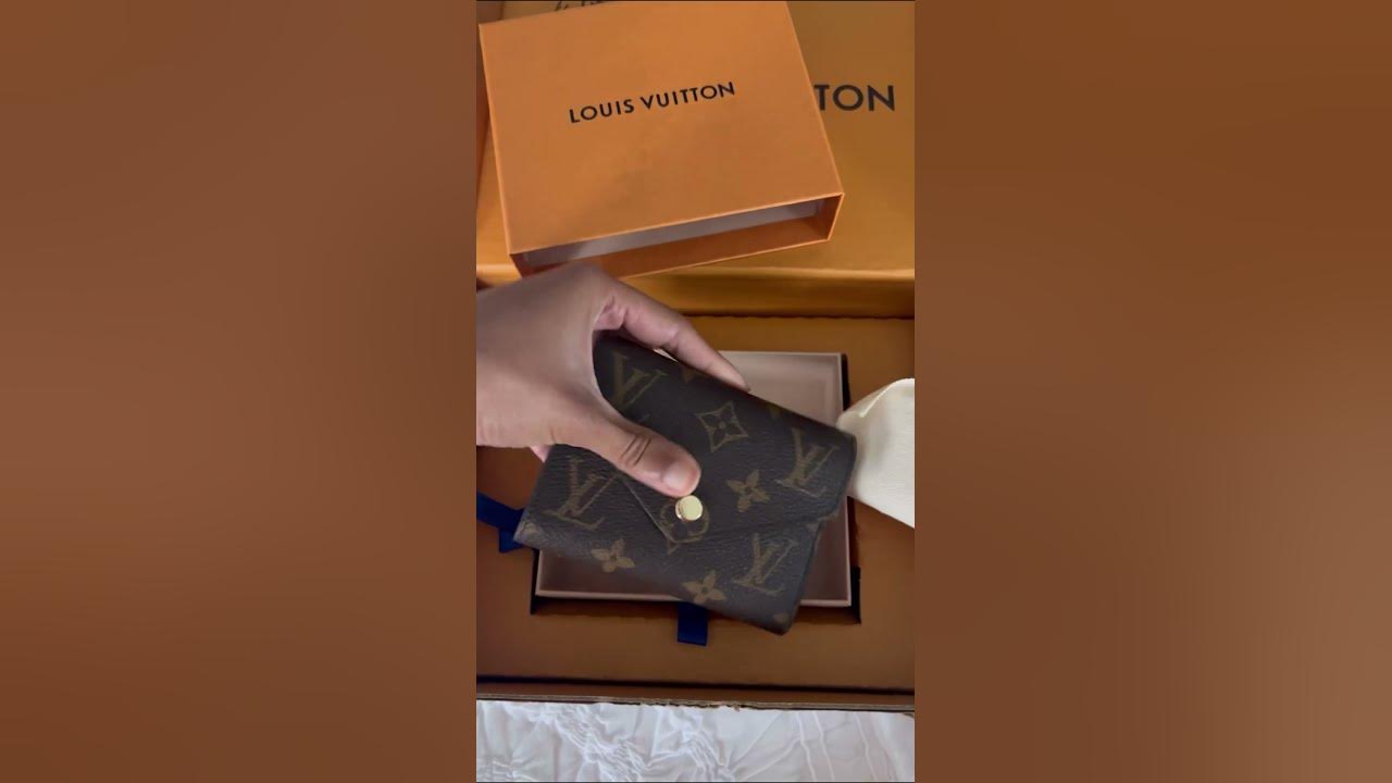 Unboxing my Louis Vuitton Victorine wallet #louisvuitton #lv