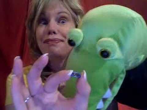 Letter "M" Activities with Food | Cullen's Abc's - YouTube