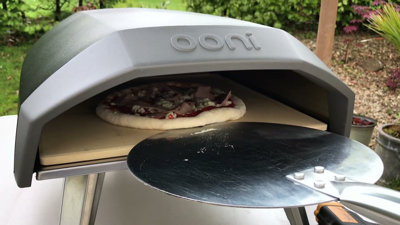 First Time using Ooni Koda Pizza Oven | Real-Time Pizza Cook - YouTube