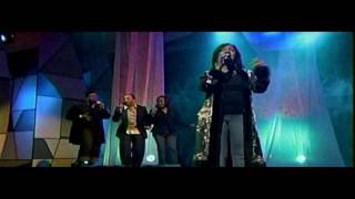 Watch Cece Winans Anybody Wanna Pray video